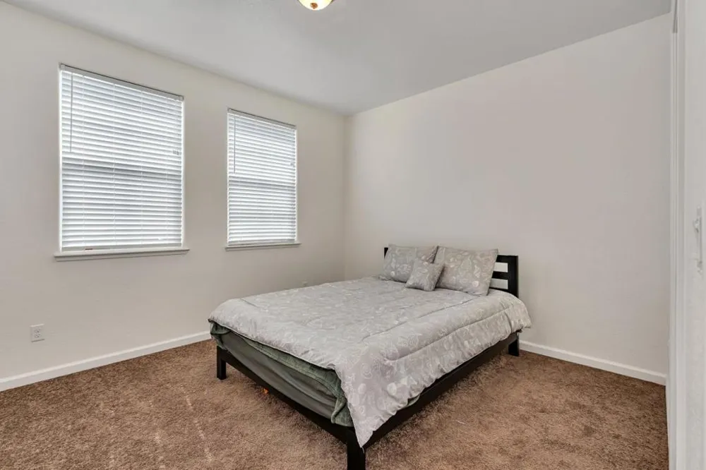 1964 Gus Villalta Drive Los Banos, CA 93635