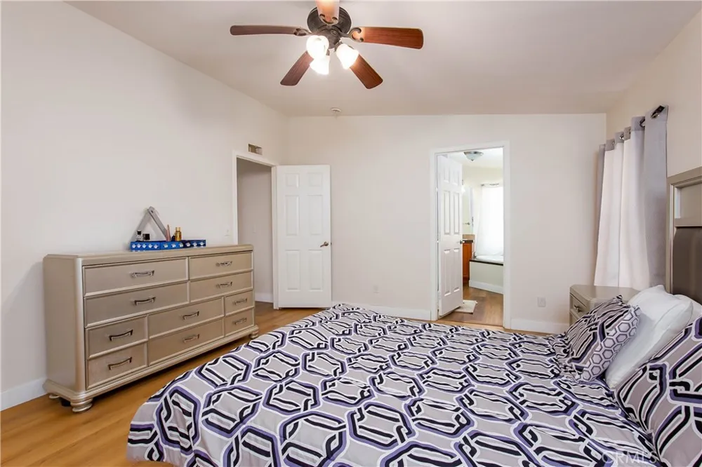 35950 116th E Littlerock, CA 93543