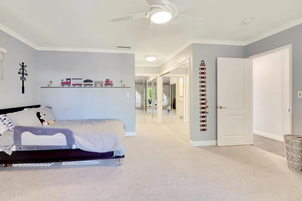 972 Skylark Drive La Jolla, CA 92037