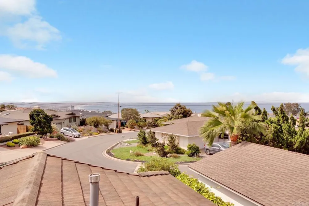 972 Skylark Drive La Jolla, CA 92037