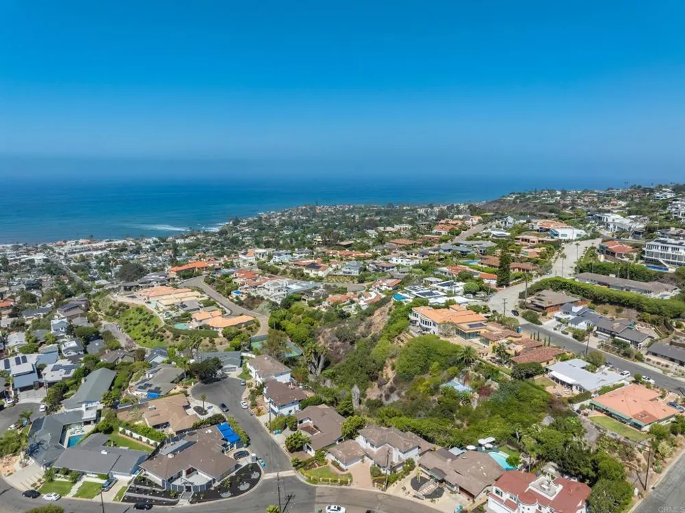 972 Skylark Drive La Jolla, CA 92037