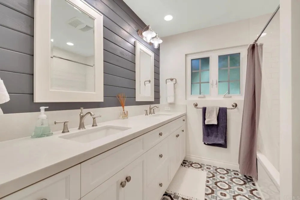 972 Skylark Drive La Jolla, CA 92037