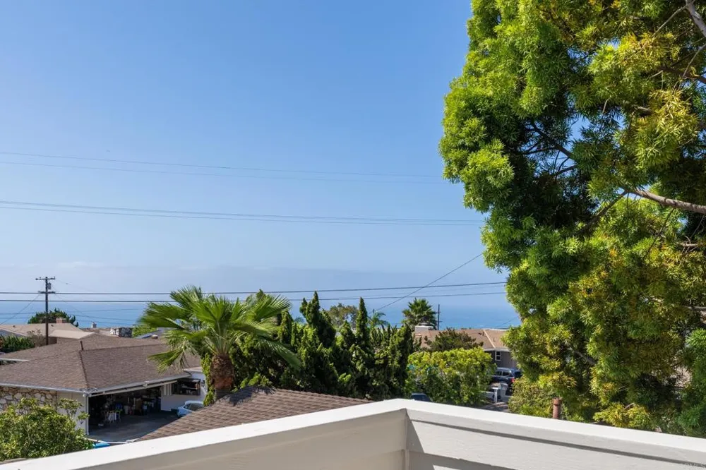 972 Skylark Drive La Jolla, CA 92037