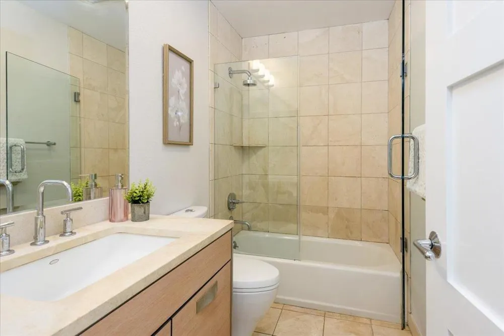 1700 De Anza Boulevard #109C San Mateo, CA 94403