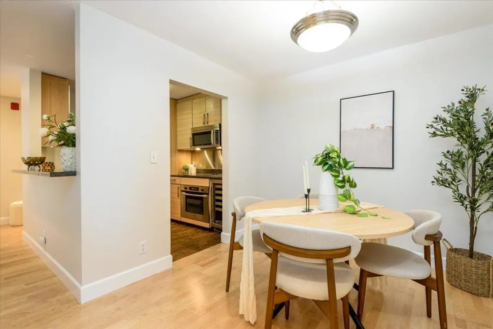 1700 De Anza Boulevard #109C San Mateo, CA 94403