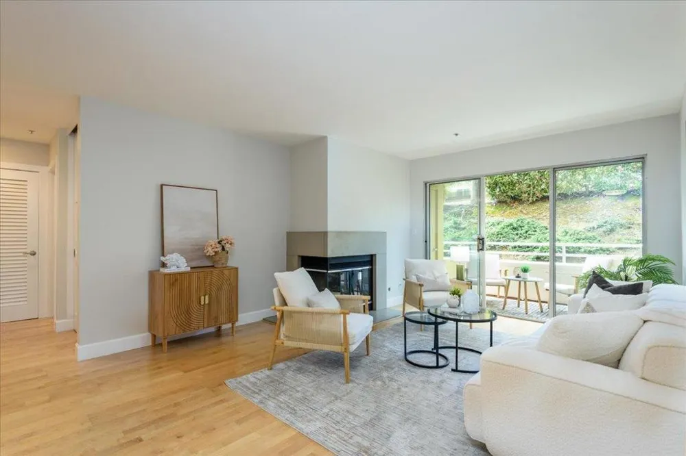 1700 De Anza Boulevard #109C San Mateo, CA 94403