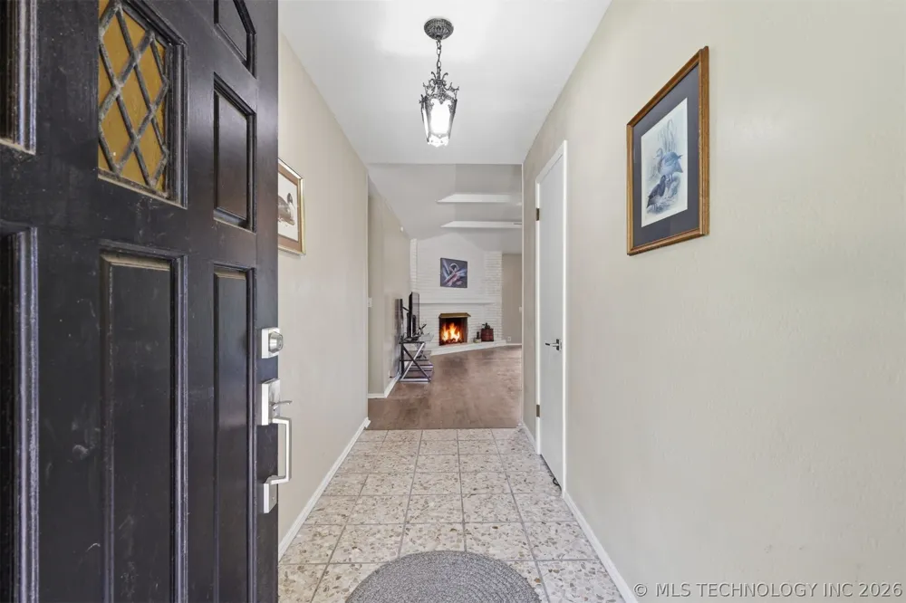 3852 S 98th EastAvenue Tulsa, OK 74146