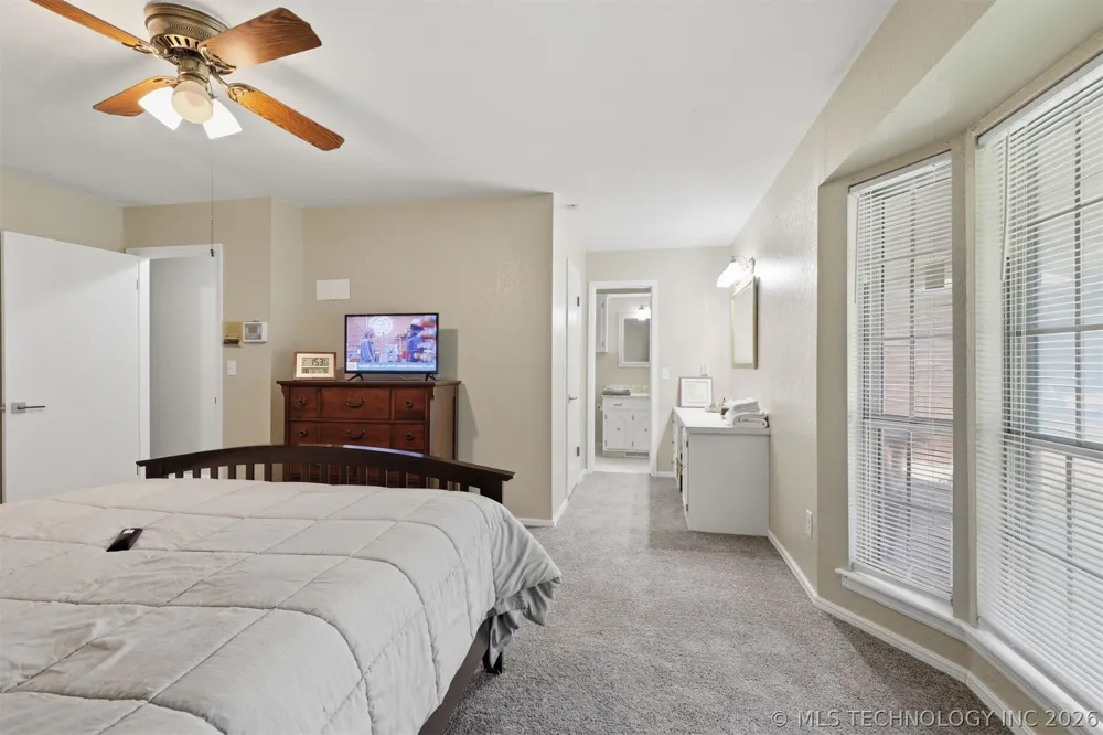 3852 S 98th EastAvenue Tulsa, OK 74146