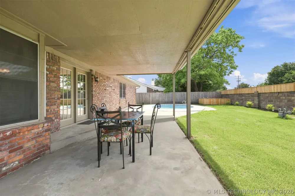 3852 S 98th EastAvenue Tulsa, OK 74146
