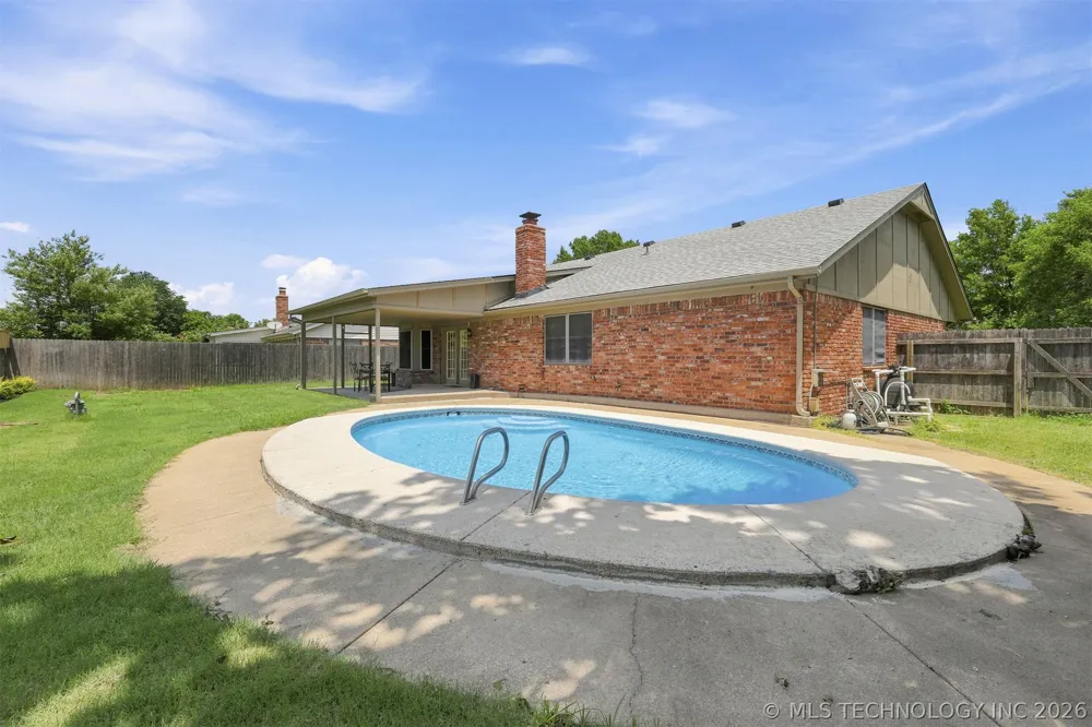 3852 S 98th EastAvenue Tulsa, OK 74146