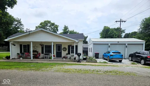 105 E Logan Street
