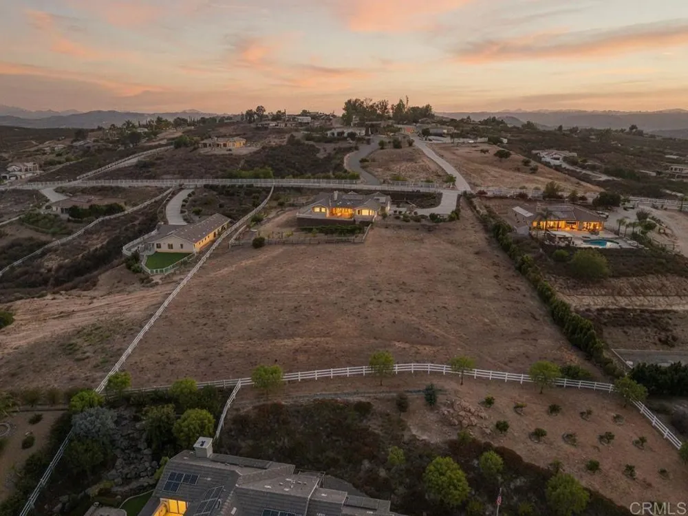 22952 Stokes Road Ramona, CA 92065