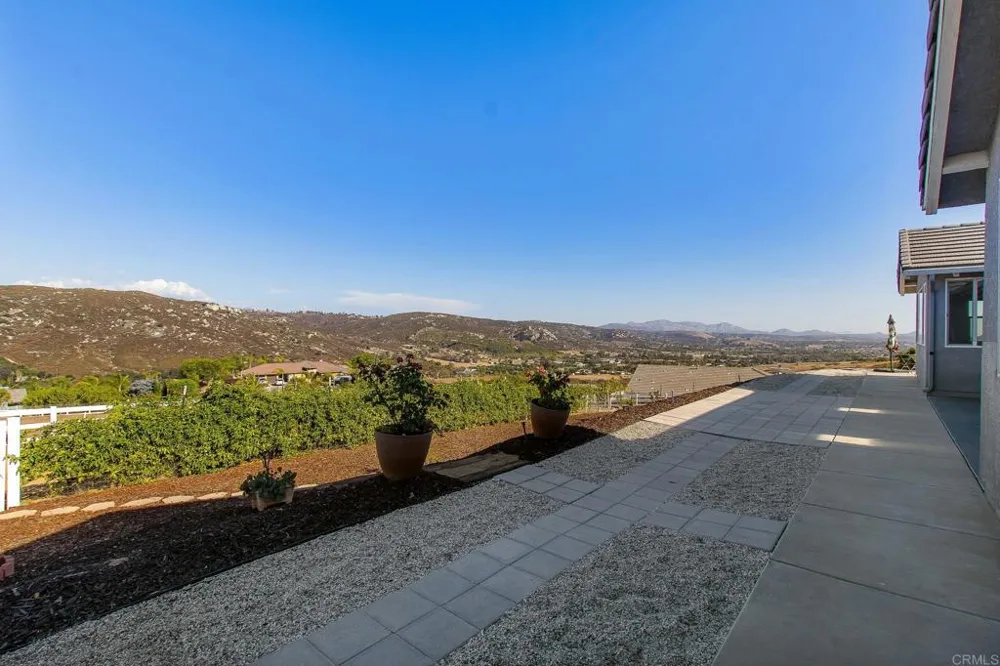 22952 Stokes Road Ramona, CA 92065