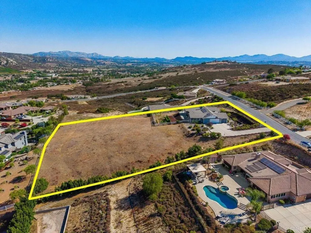 22952 Stokes Road Ramona, CA 92065