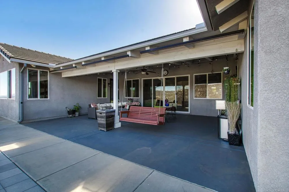 22952 Stokes Road Ramona, CA 92065