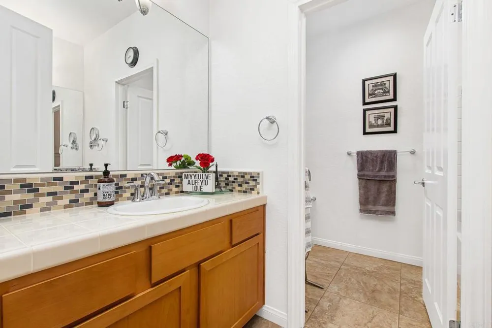 22952 Stokes Road Ramona, CA 92065