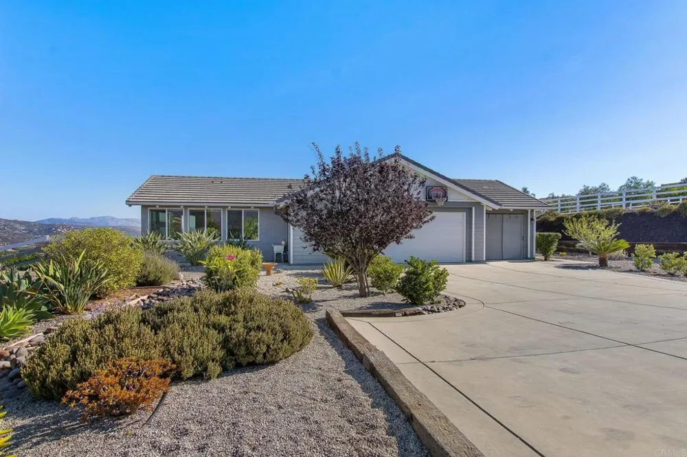 22952 Stokes Road Ramona, CA 92065