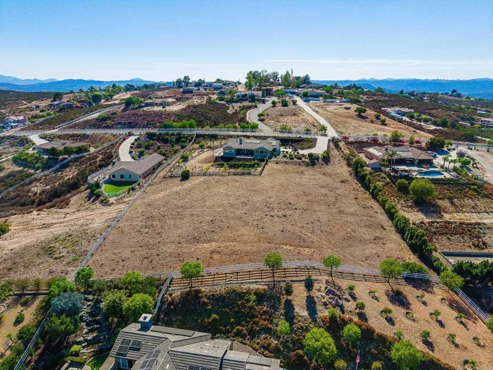 22952 Stokes Road Ramona, CA 92065