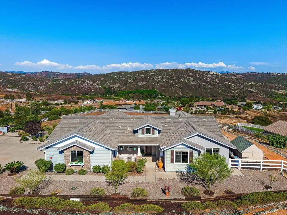 22952 Stokes Road Ramona, CA 92065