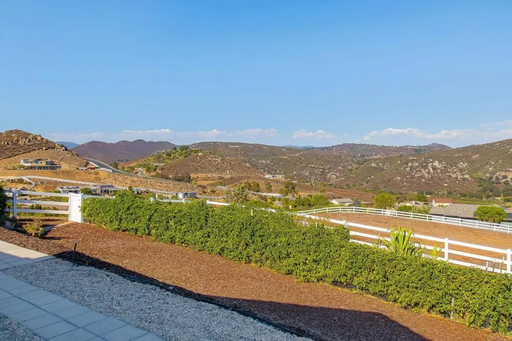 22952 Stokes Road Ramona, CA 92065