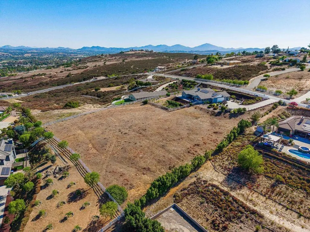 22952 Stokes Road Ramona, CA 92065