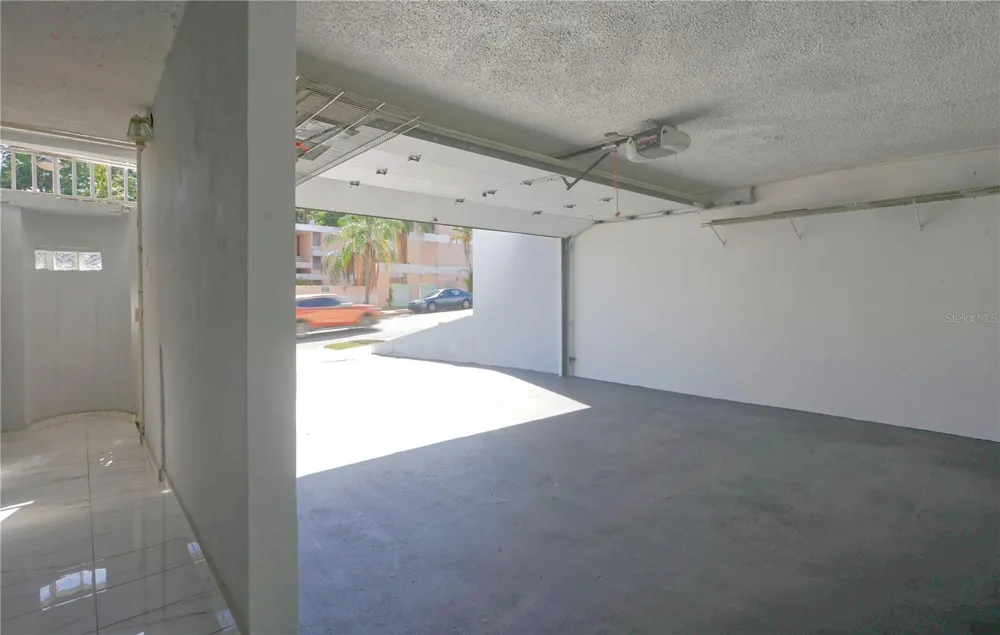 632-5 AVE. SAN PATRICIO Guaynabo, PR 00968