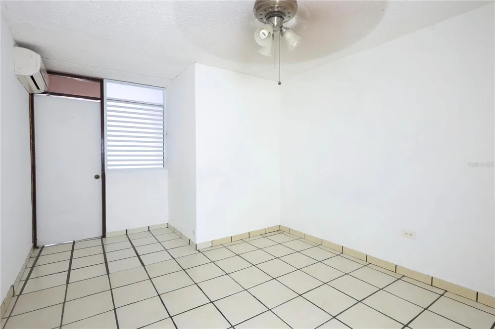 632-5 AVE. SAN PATRICIO Guaynabo, PR 00968