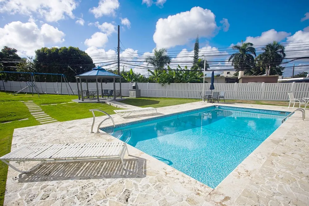 632-5 AVE. SAN PATRICIO Guaynabo, PR 00968
