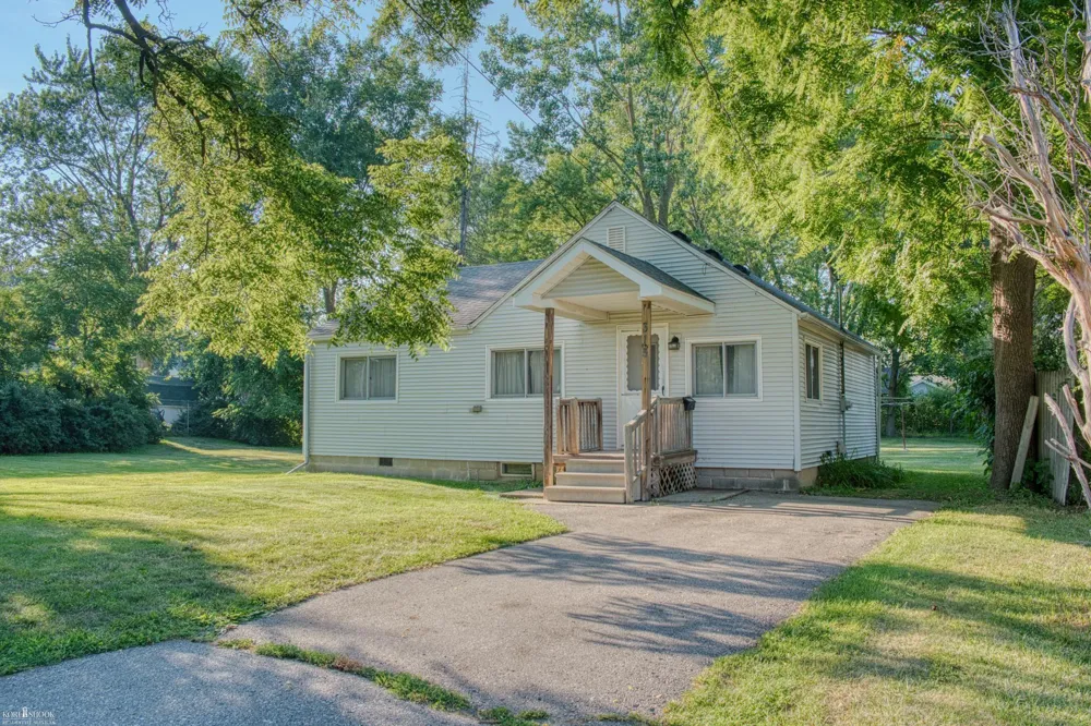 315 E Williams Street Corunna City, MI 48817