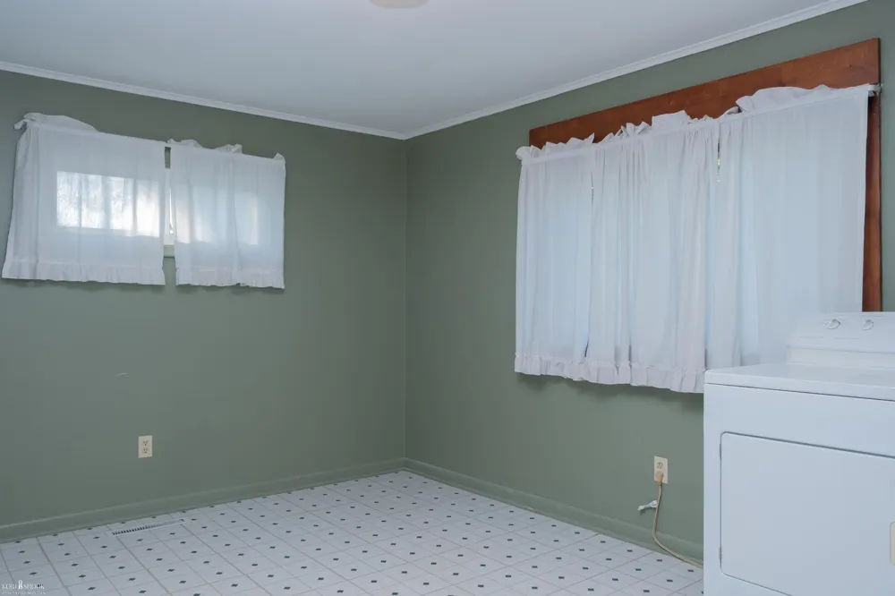 315 E Williams Street Corunna City, MI 48817