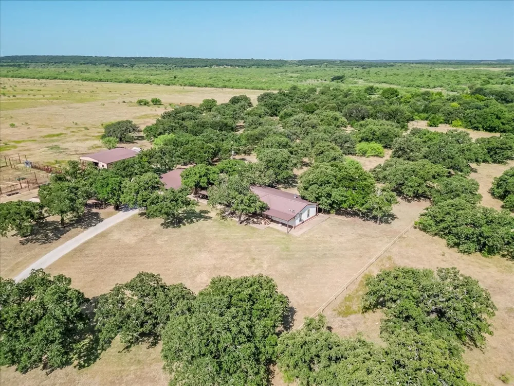 3637 Highway 281 Jacksboro, TX 76458
