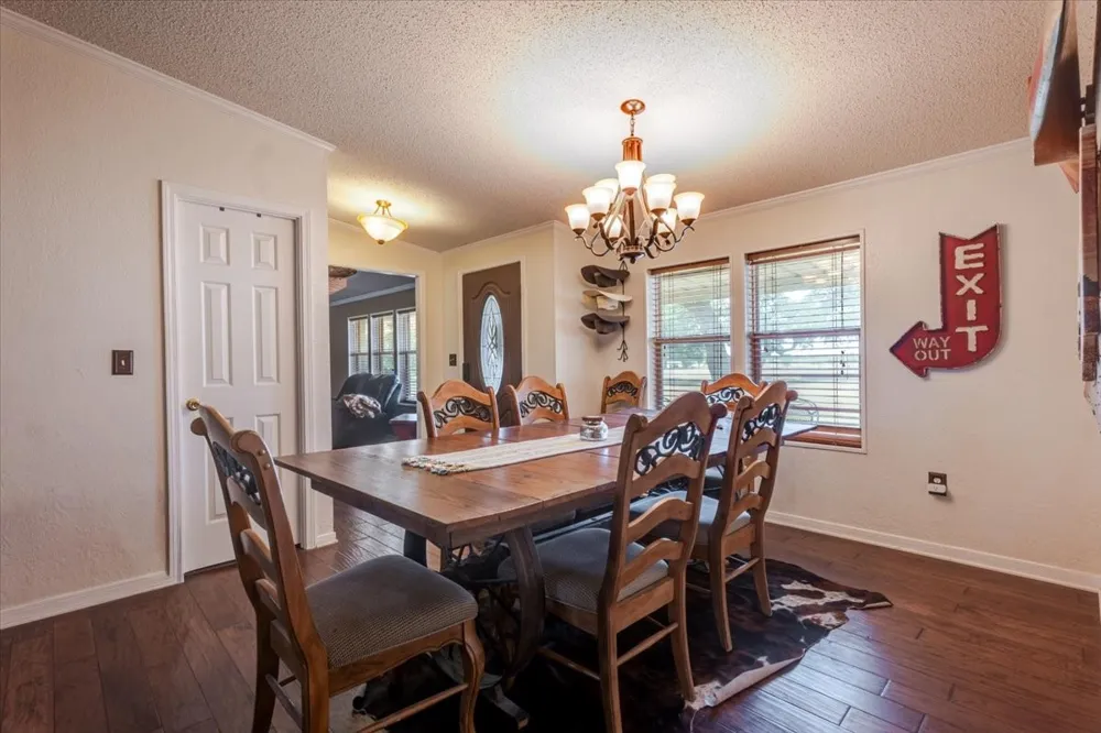 3637 Highway 281 Jacksboro, TX 76458