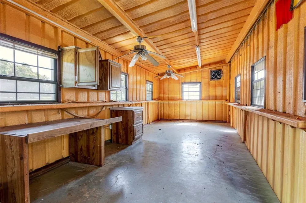 3637 Highway 281 Jacksboro, TX 76458