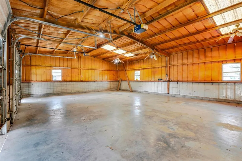 3637 Highway 281 Jacksboro, TX 76458