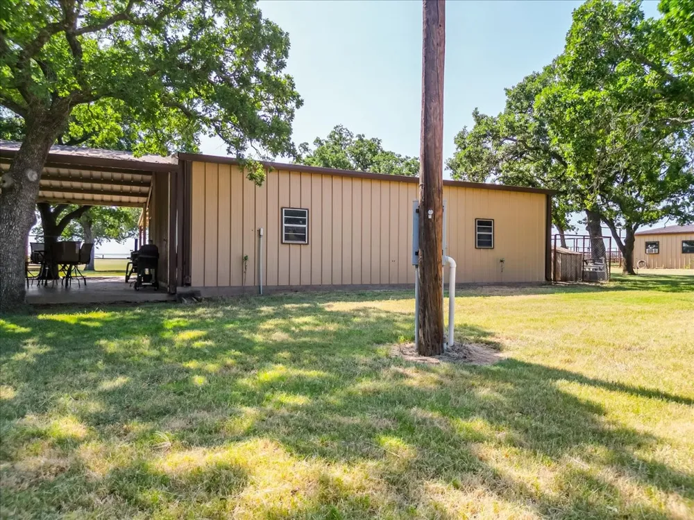 3637 Highway 281 Jacksboro, TX 76458
