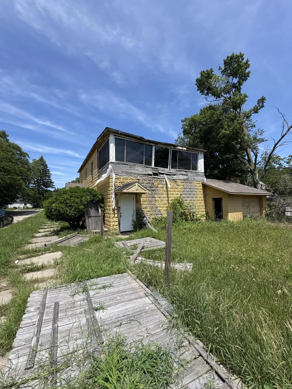 817 Thresher Avenue Benton Harbor City, MI 49022