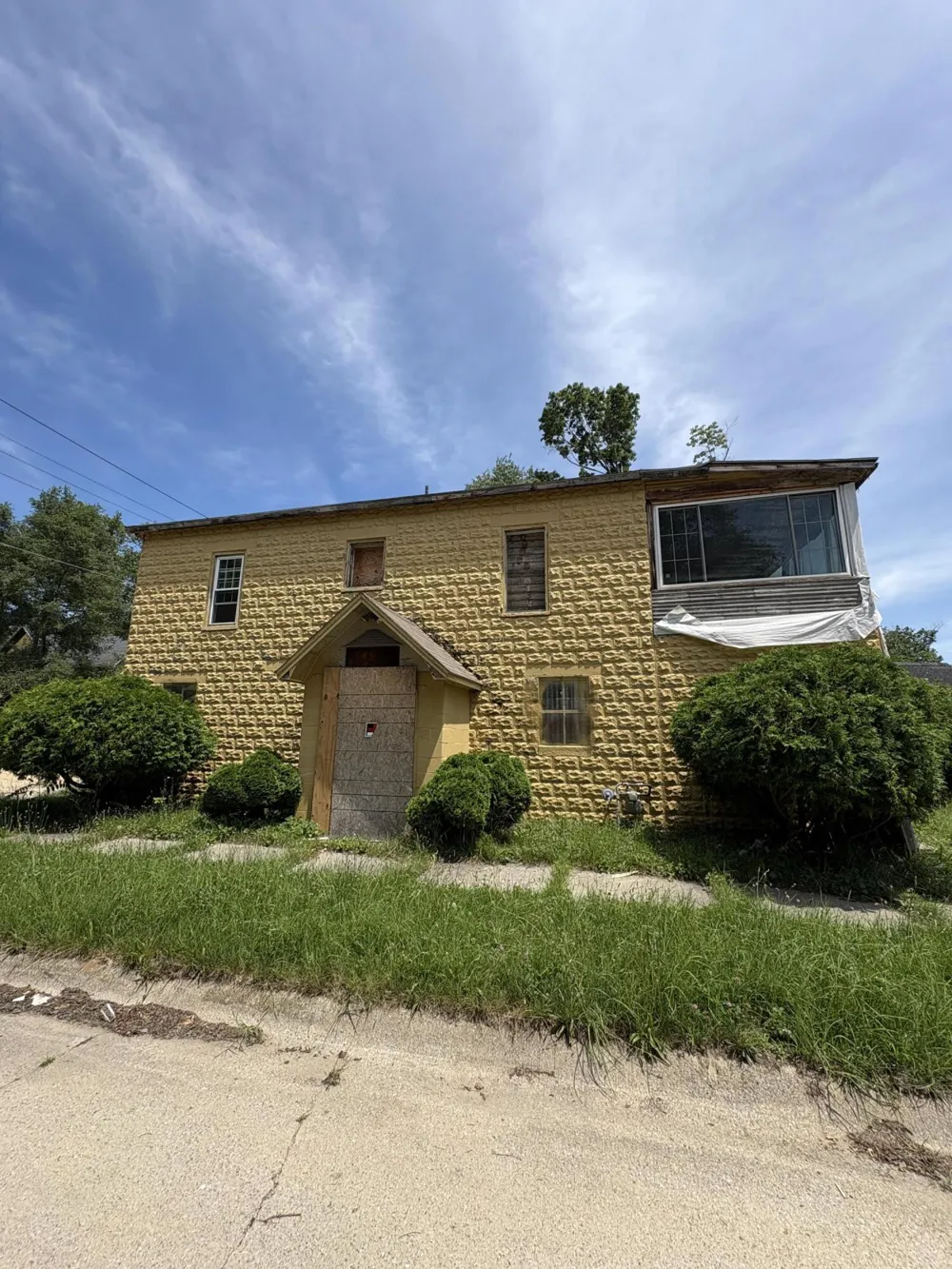 817 Thresher Avenue Benton Harbor City, MI 49022