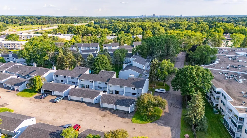 101 Canabury Court Little Canada, MN 55117