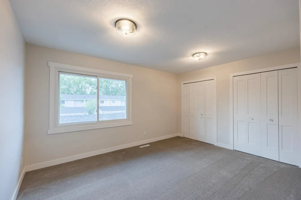 101 Canabury Court Little Canada, MN 55117