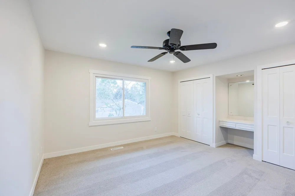 101 Canabury Court Little Canada, MN 55117