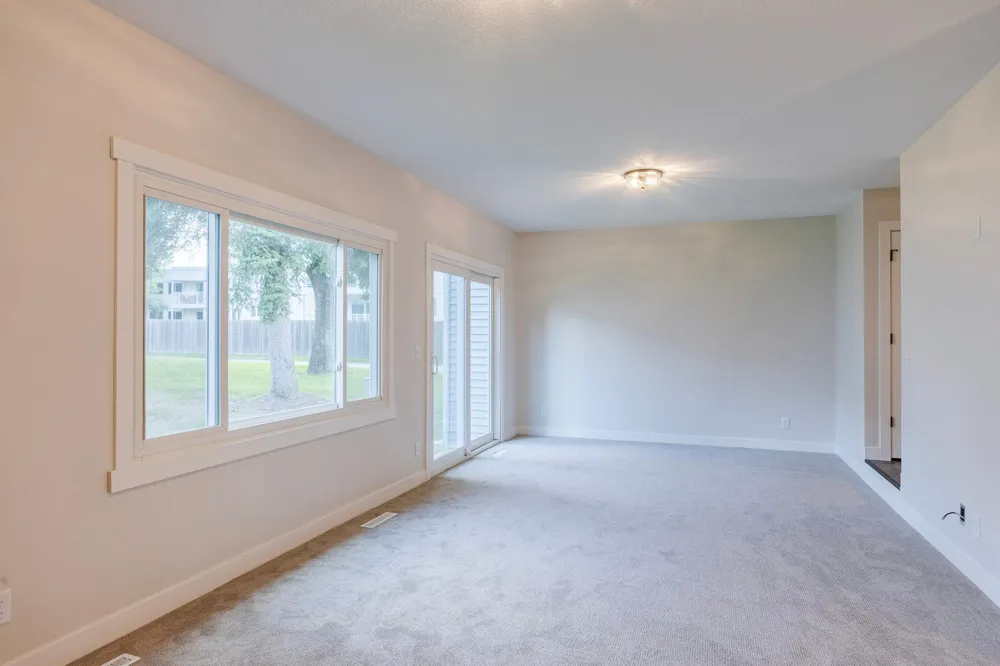 101 Canabury Court Little Canada, MN 55117
