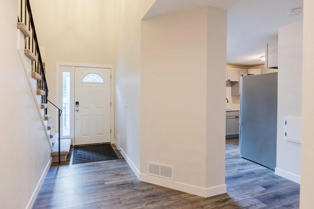 101 Canabury Court Little Canada, MN 55117