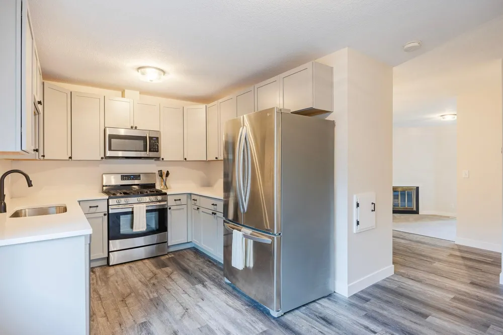101 Canabury Court Little Canada, MN 55117