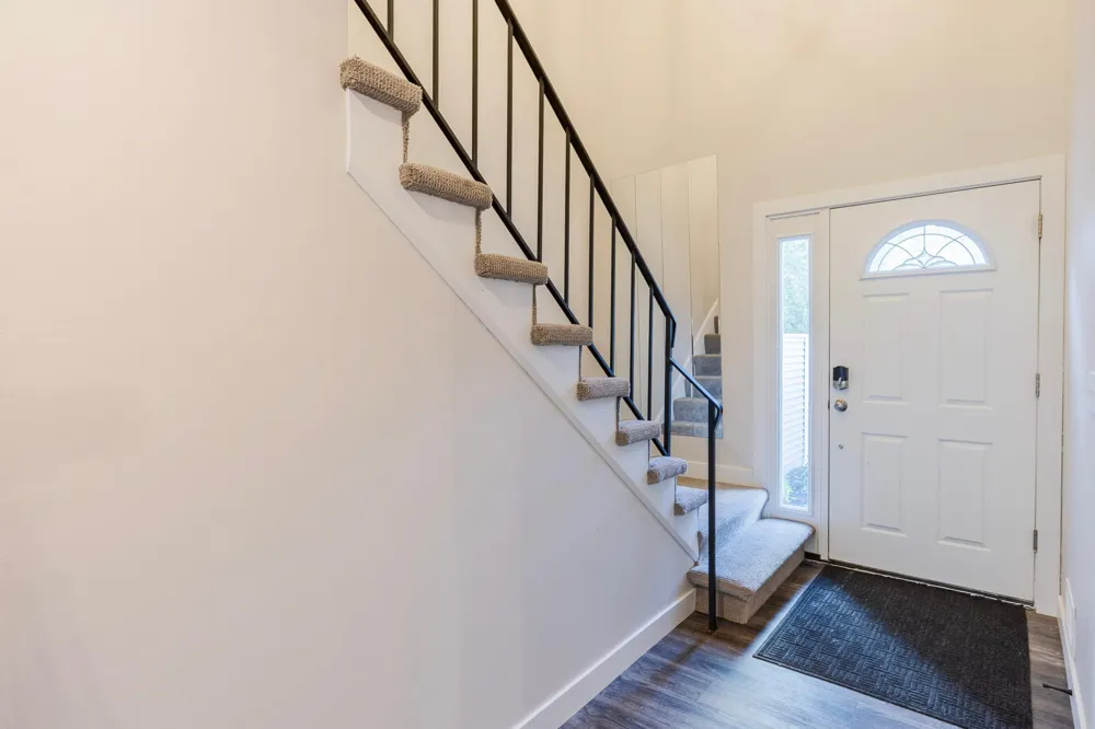 101 Canabury Court Little Canada, MN 55117