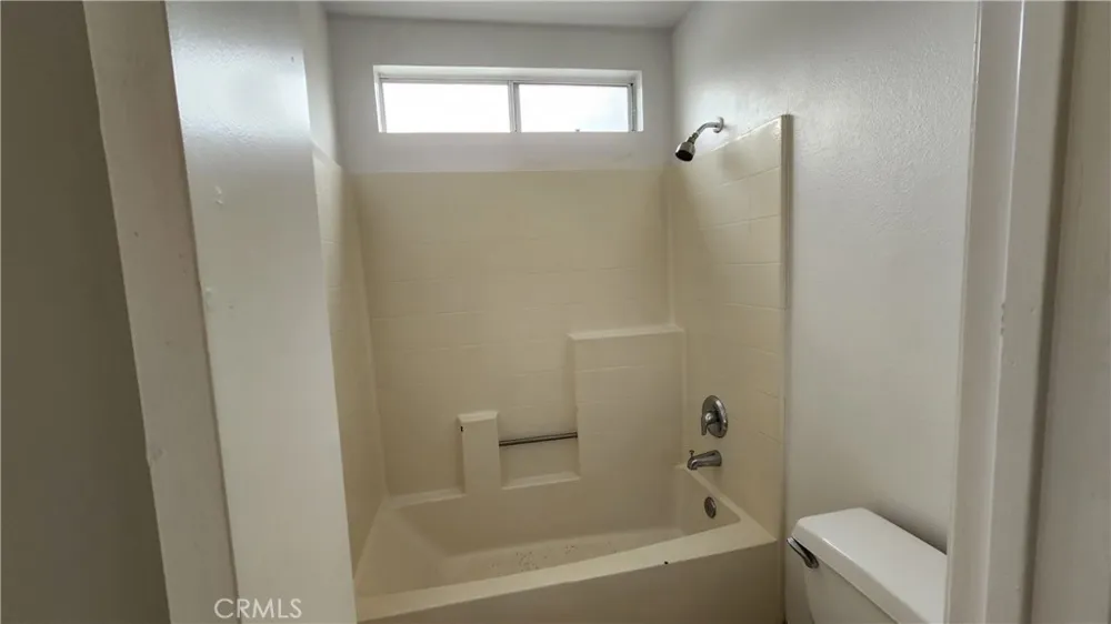 1425 S White #A Pomona, CA 91766