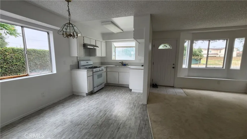 1425 S White #A Pomona, CA 91766