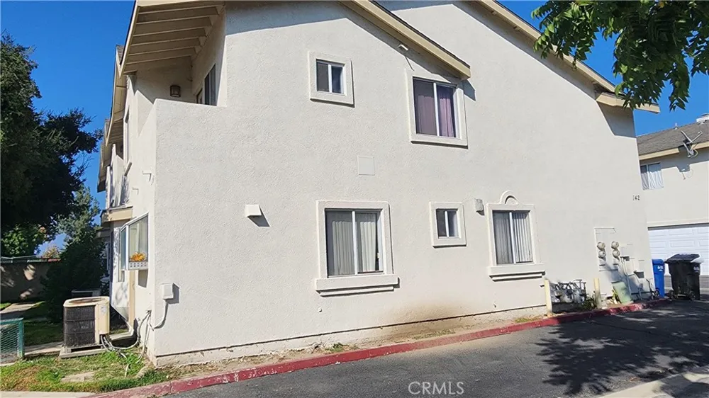 1425 S White #A Pomona, CA 91766