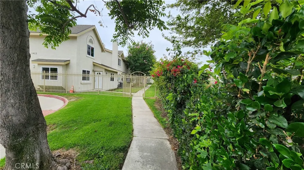 1425 S White #A Pomona, CA 91766