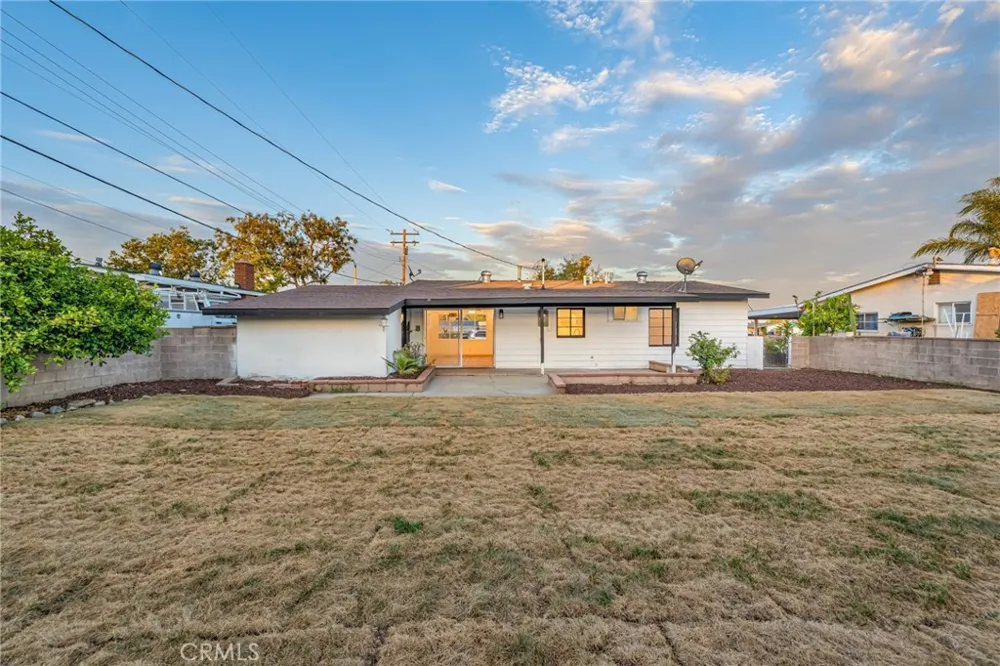 1243 Mandalay Ontario, CA 91764