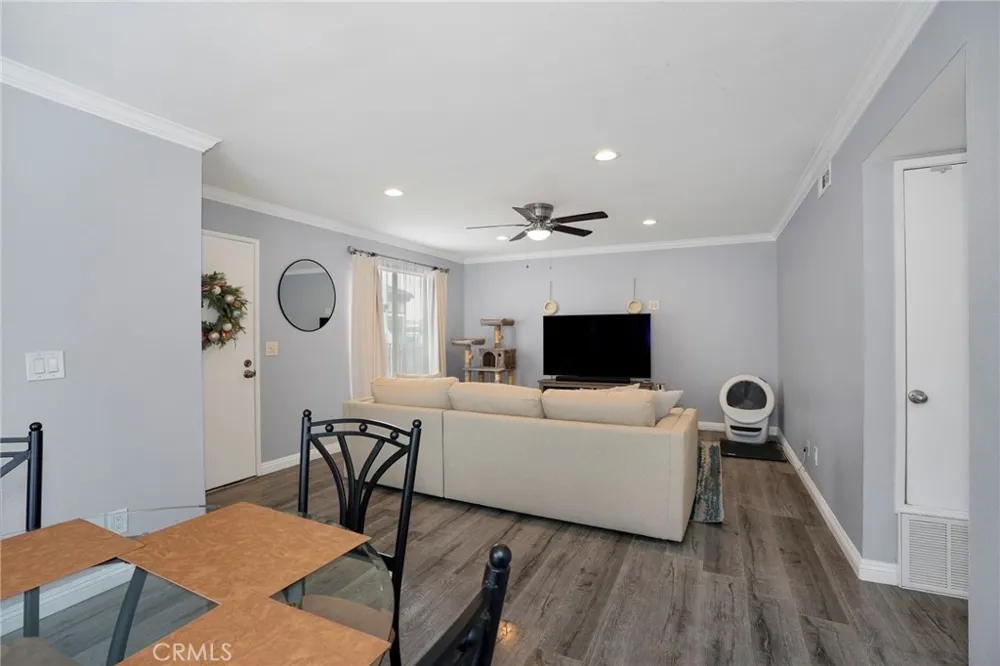 866 Cinnamon Lane #57 Duarte, CA 91010